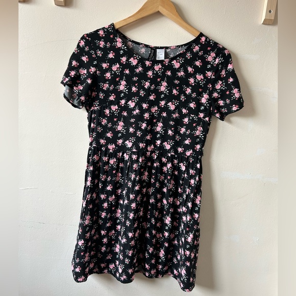 H&M Floral Babydoll Dress - Picture 2 of 11